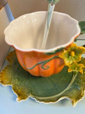 Pier 1 Imports, Pumpkin Tea Cup, Saucer and Spoon in Box